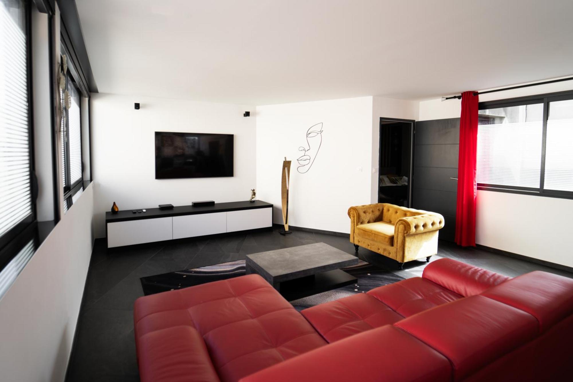 Loft 150 M2 Jacuzzi, Sauna Et Massage Бланьяк Экстерьер фото